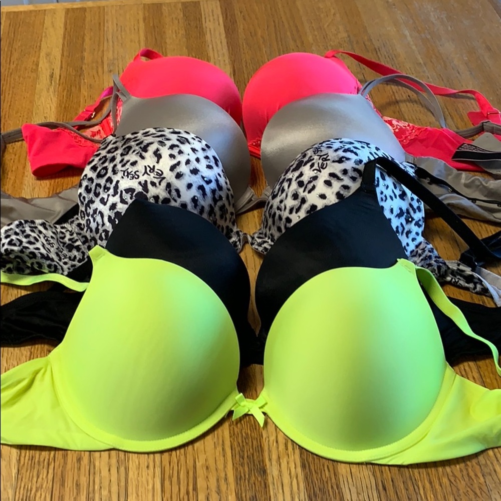 Victoria Secret bras 36 C and 1 38C lot